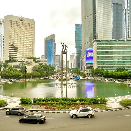 Hotel Yellow Bee Tanah Abang Jakarta Exterior foto