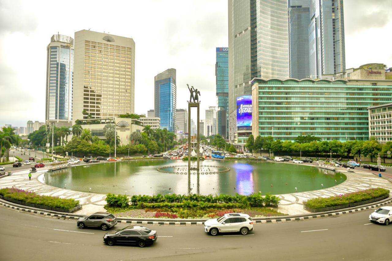 Hotel Yellow Bee Tanah Abang Jakarta Exterior foto