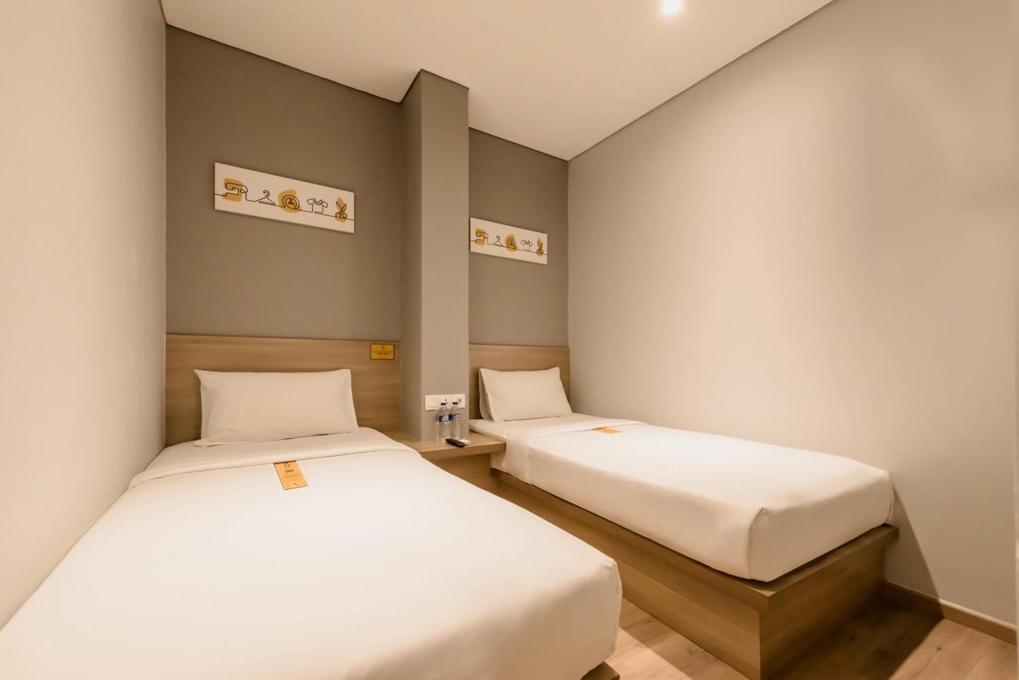 Hotel Yellow Bee Tanah Abang Jakarta Zimmer foto